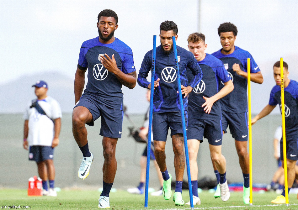 آلام
تبعد العويس والشهراني