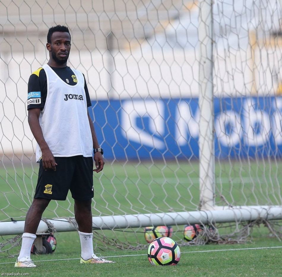 الإتحاد يغلق تدريباته استعداداً للباطن
