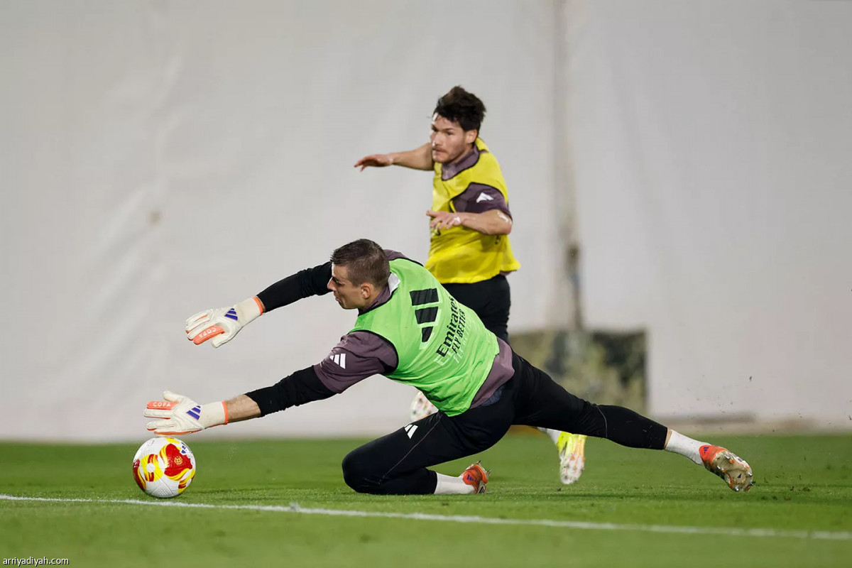 الريال.. ضغط واستحواذ