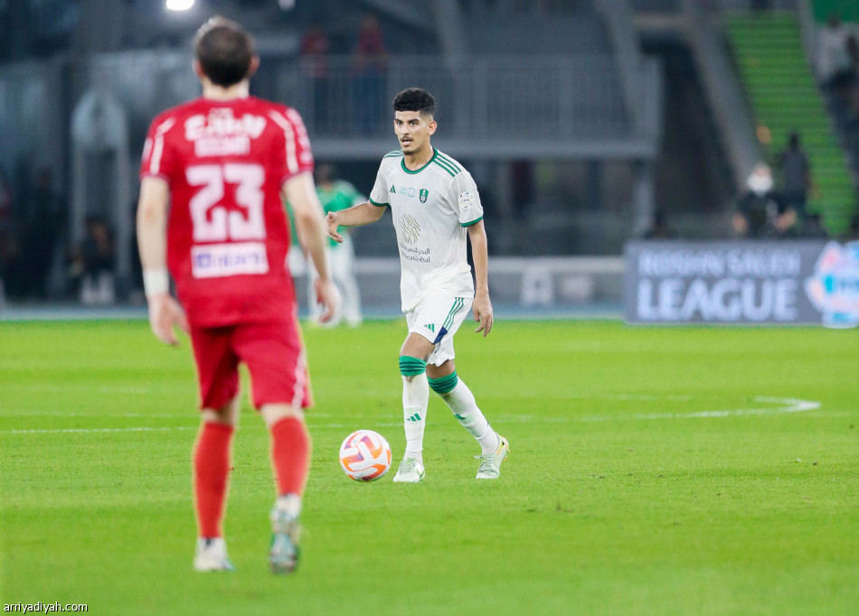 الأهلي..
كابوس دونيس