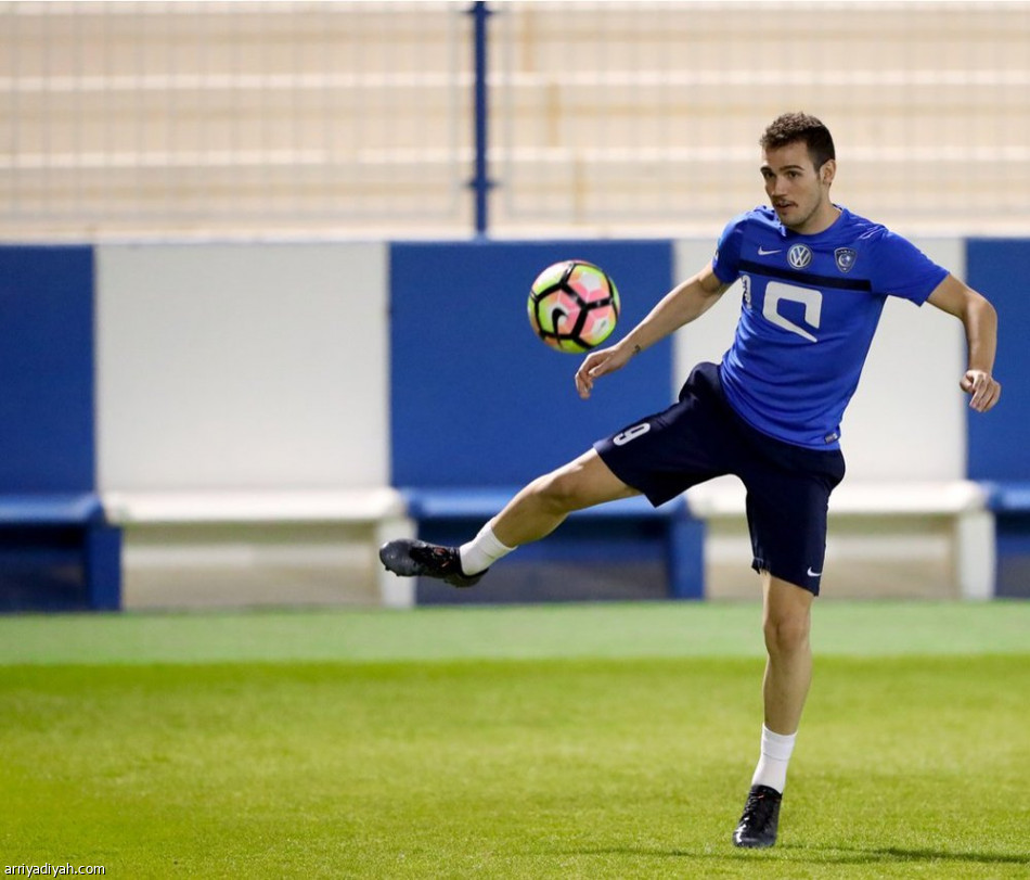ثنائي الهلال يقتربان من العودة