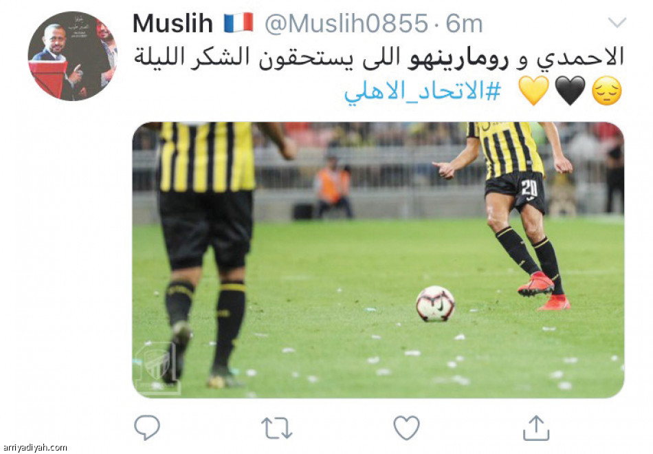 عبد الفتاح
يخطف النجومية في تويتر