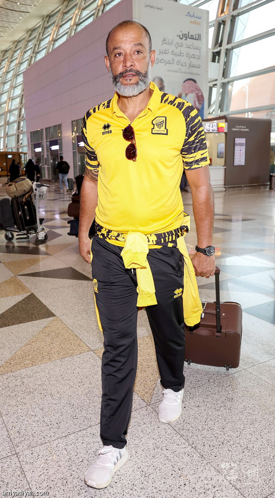 النصر والاتحاد..
جارسيا لا يشبه سانتو