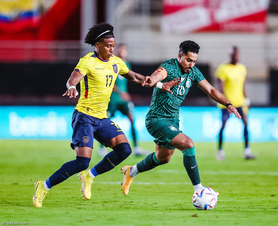 الأخضر..
ظهور ثالث في اليوم الوطني