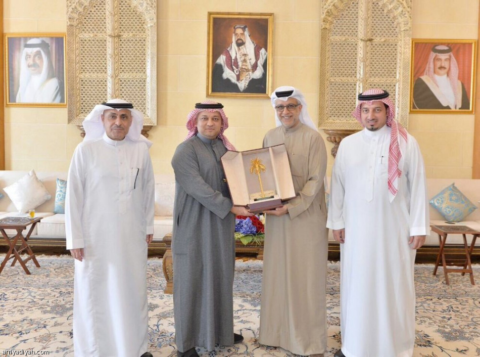 سلمان آل خليفة يستقبل عزت والمسحل والبطي