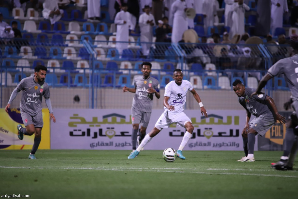 نجران يرد اعتباره أمام العربي