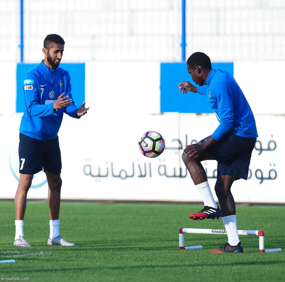الهلال يستعد للوحدة والعابد يغيب عن التمرين