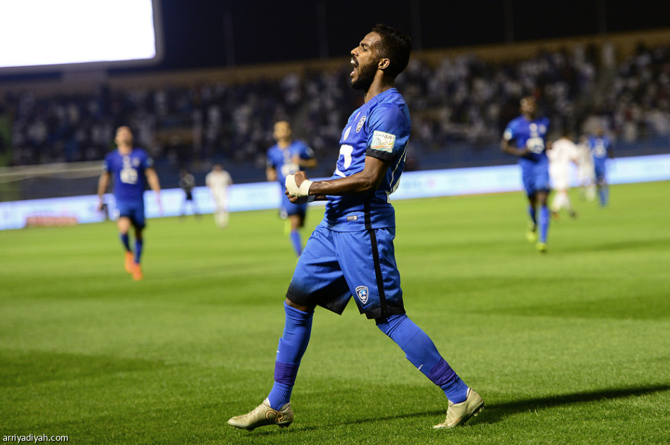 الهلال يجدد صدارته لدوري جميل بثلاثية في مرمى الشباب