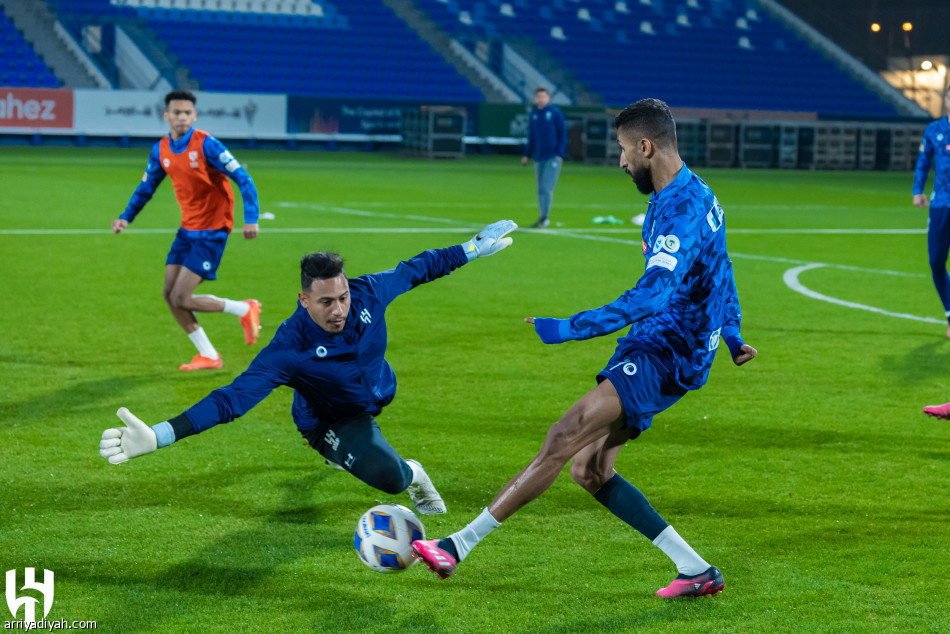 الهلال.. نجاح جراحة غضروف المفرج