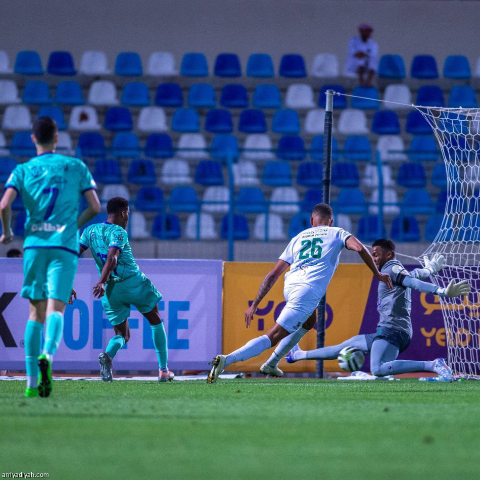 بثنائية نجران.. الأهلي يخطف صدارة «دوري يلو»