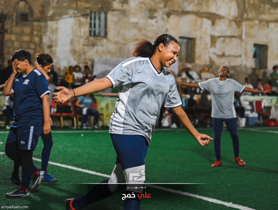 نجمة جدة والعاصفة في نهائي بطولة جدة التاريخية لكرة قدم السيدات