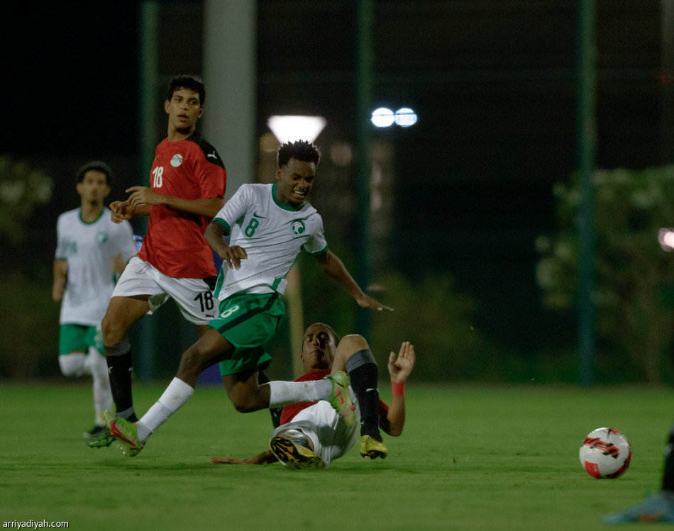 أخضر الناشئين يخسر تجربة مصر