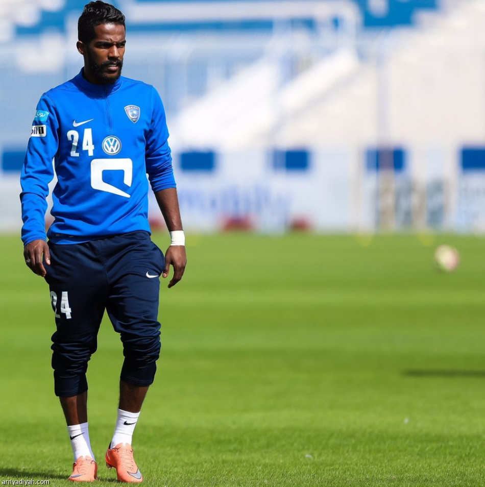 دياز يعتمد على الحافظ أمام الوحدة