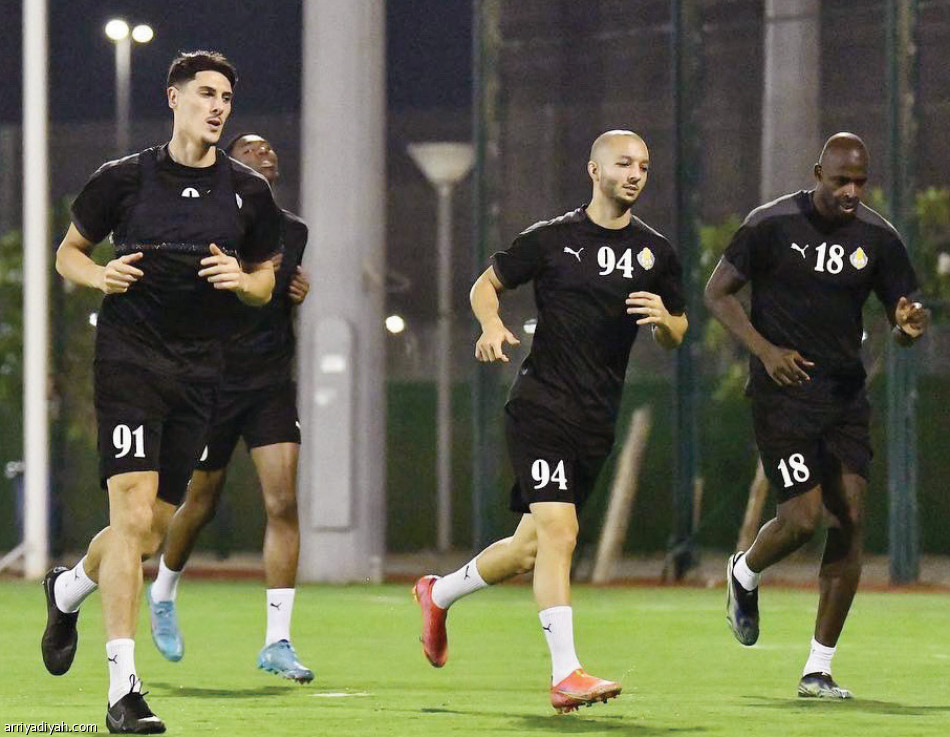 مهدي
يستهدف كوزمين وزاراجوسا