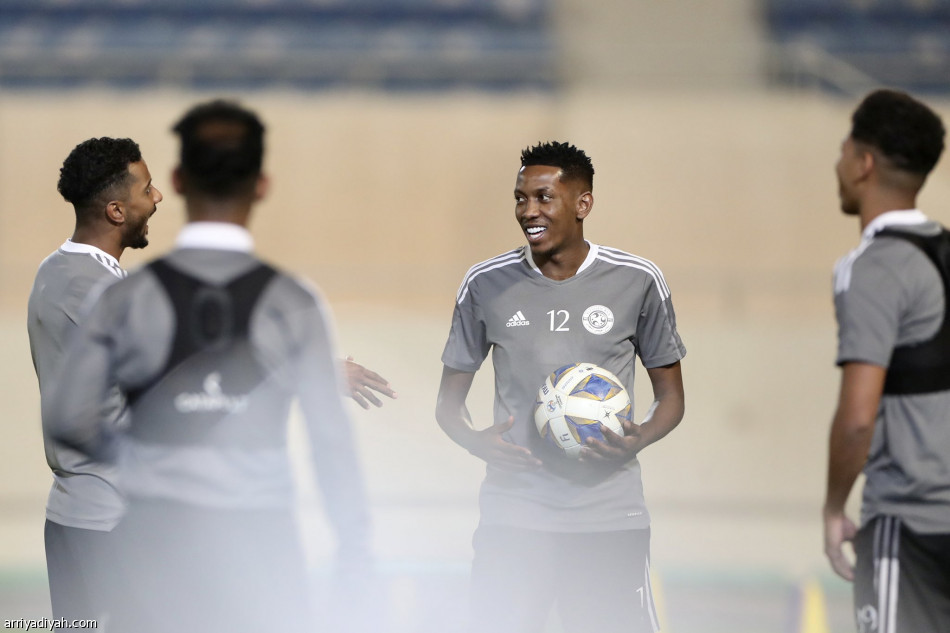 أوزونيدس يعتمد تكتيك عبور  الفيصلي