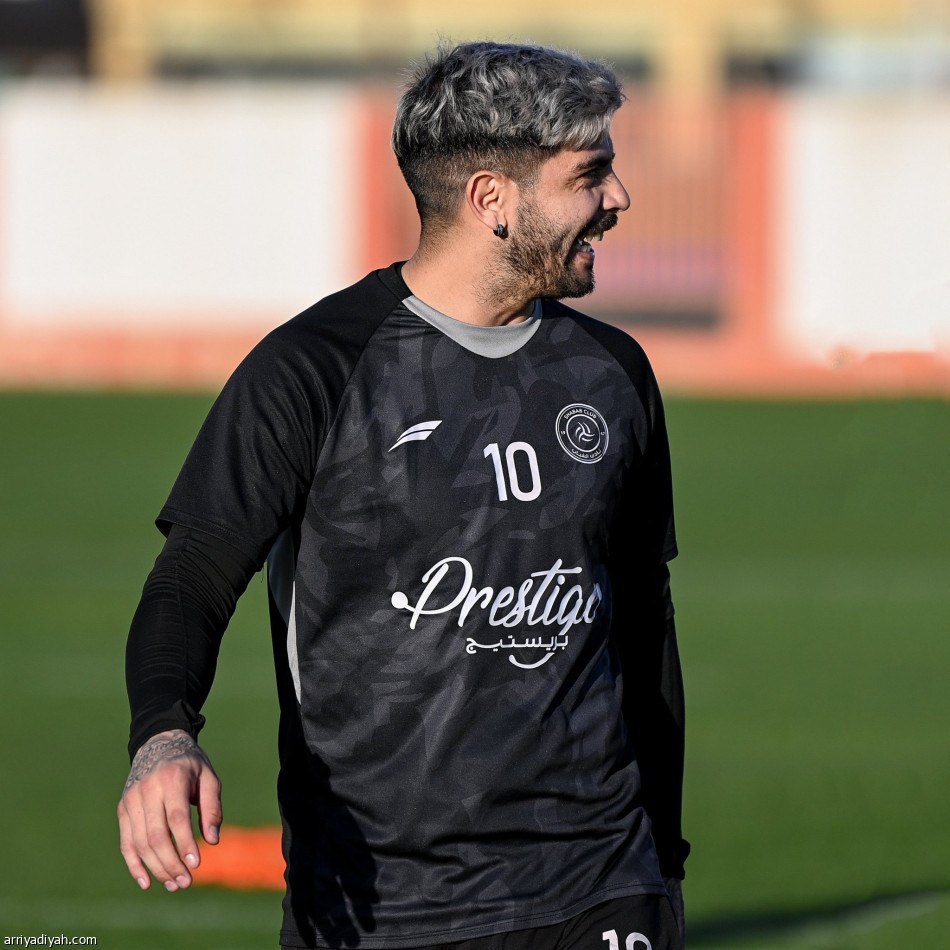 الشباب.. شاموسكا يركز على اللياقة