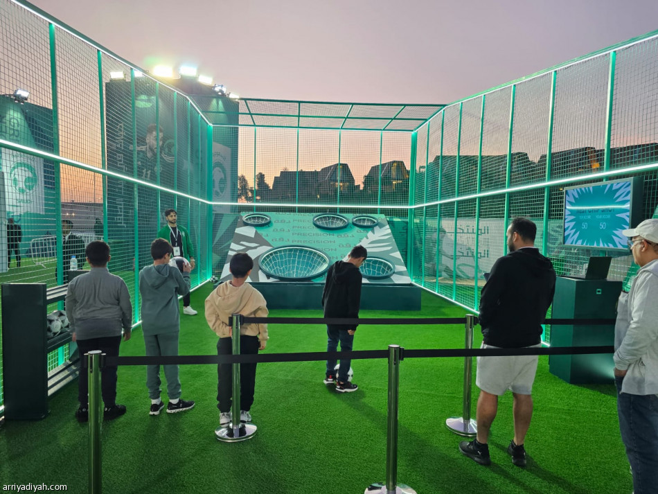 الأحد.. «بيت الصقر» يستقبل جماهير آسيا