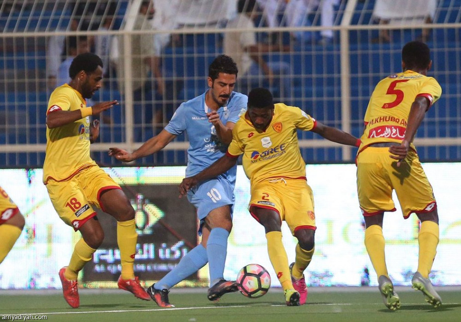 حمودي ينقذ الباطن من أول سقوط على أرضه
