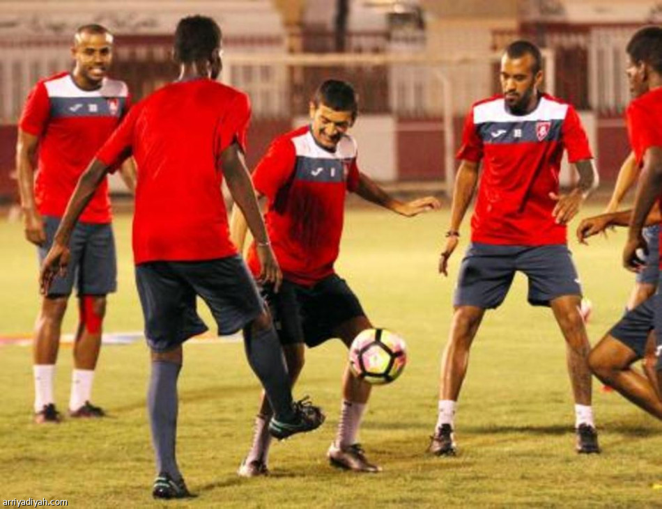 الوحدة يواصل الاستعداد لملاقاة الفيصلي