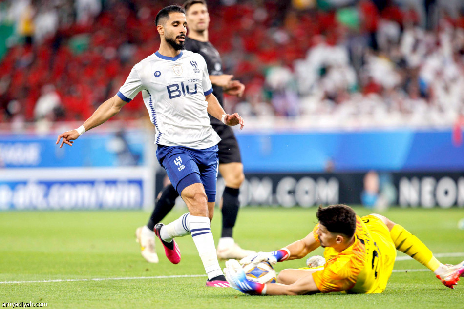 تاريخية
تضع الهلال أمام أوراوا