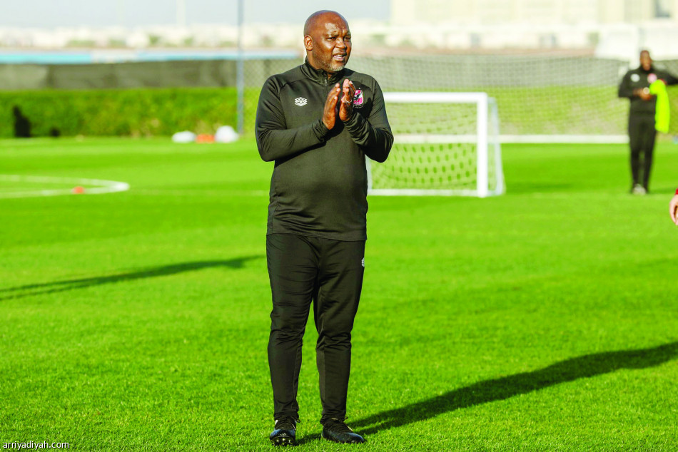 الهلال والأهلي..
كأس العالم ترجح الكفة