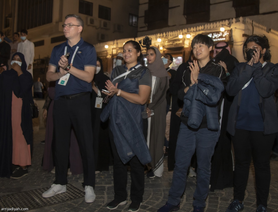 الوفد الآسيوي يفحص ملاعب جدة