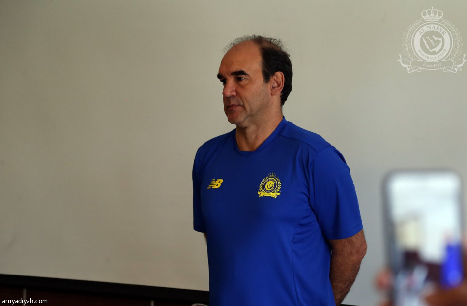 جوميز يعتمد على الحديد لرفع لياقة لاعبي النصر