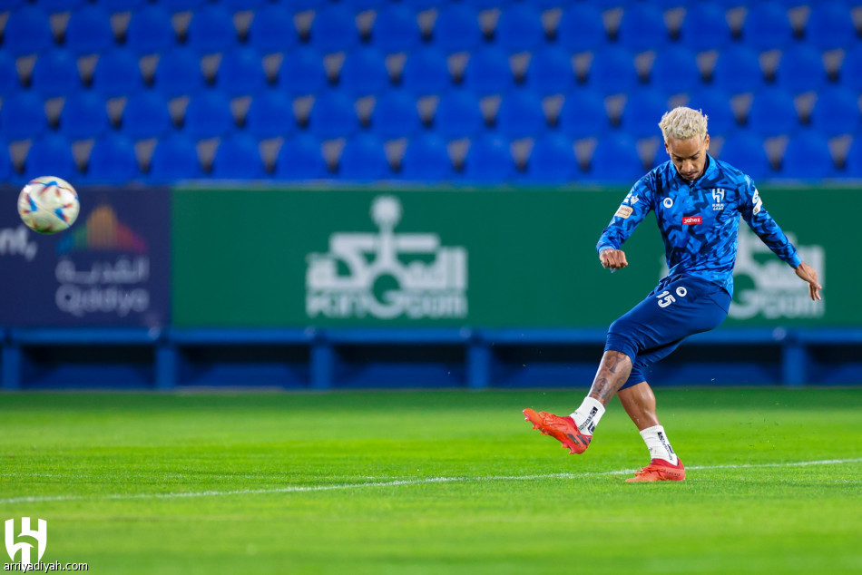 العويس يدخل «جماعية» الهلال.. والمفرج يبدأ تدريجيا