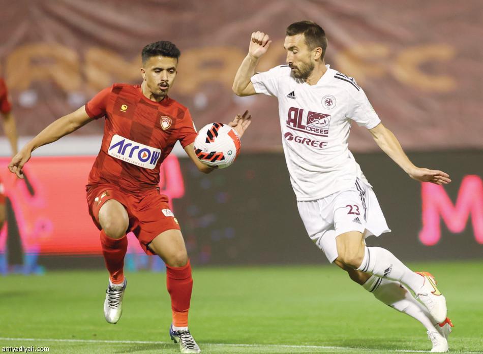 ضمك 
ينتزع المركز الأعلى