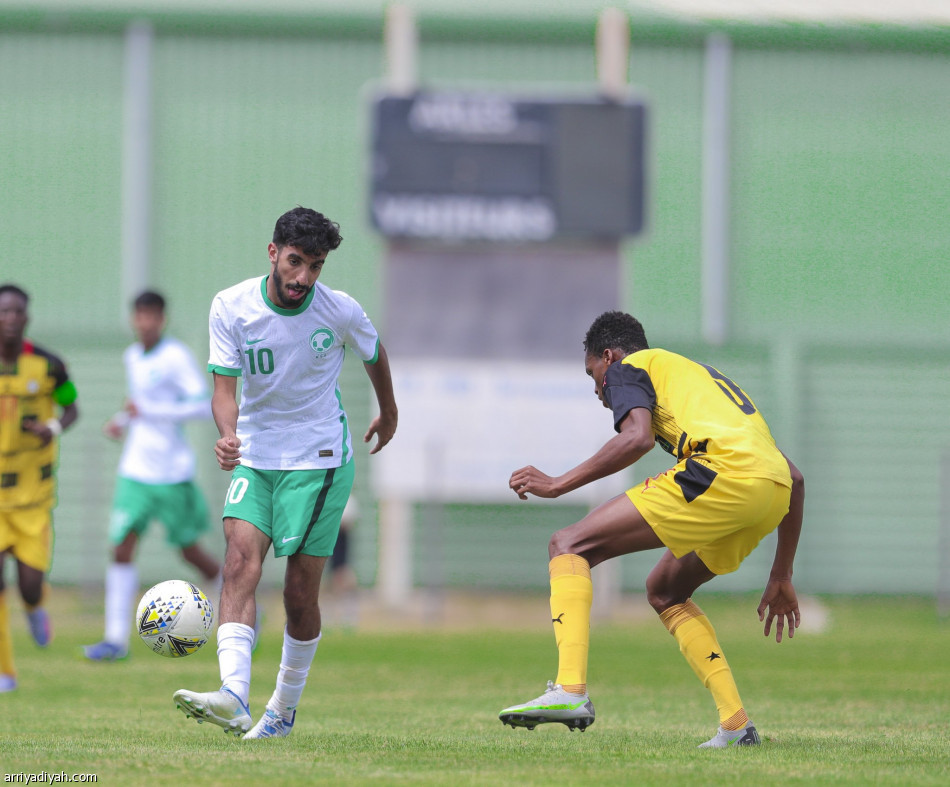 «أخضر  20 عاما» يخسر من غانا