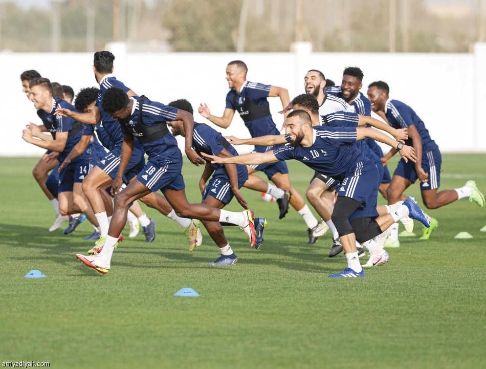 كارتيرون
يركز على الثابتة والتسديد