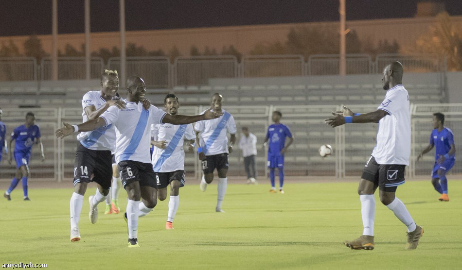 دوري الأولى: جدة يطيح بالجبلين.. ونجران يكسب الوشم