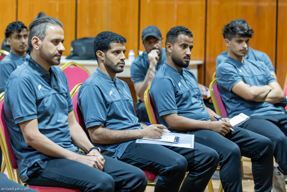 اللجنة الفنية  تختتم دورة حراس المرمى