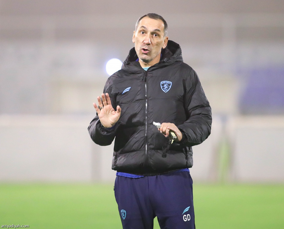 الفتح يستعد للهلال.. ويحتفي بماكسيم