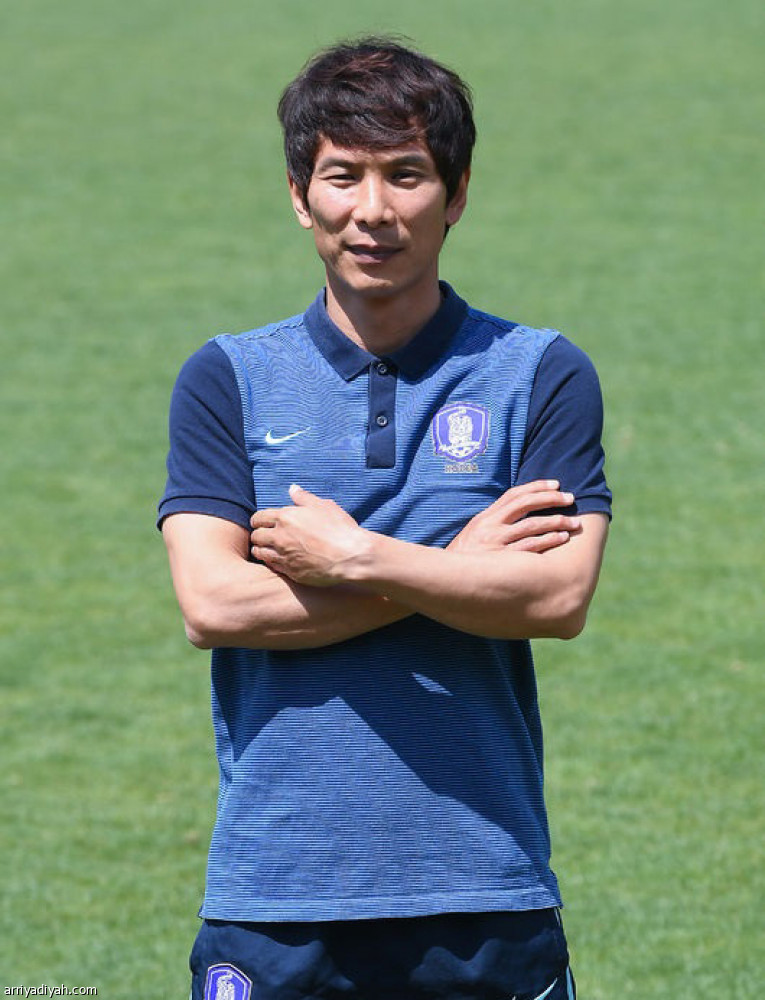 المنتخب السعودي
يبدأ بالعيسى وتمبكتي