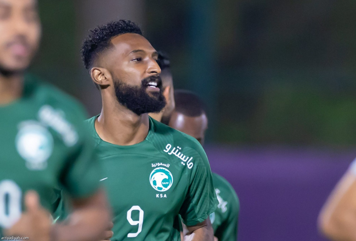 الأخضر ينطلق في الدوحة