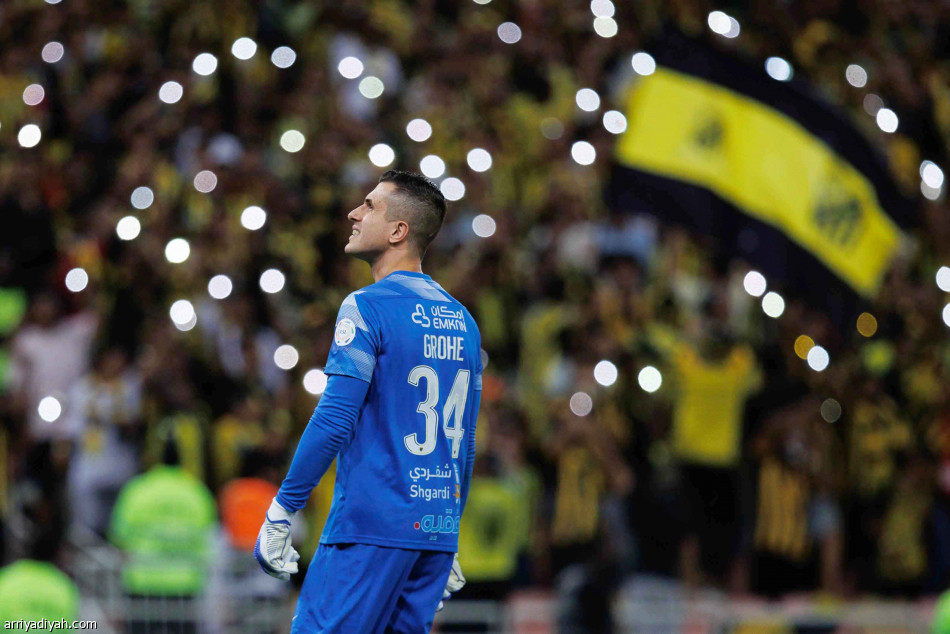 خارج الأرض.. 
أبها خسارة عاشرة