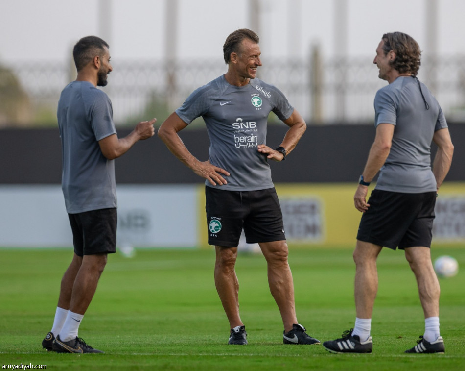الأخضر.. الغنام والدوسري يدخلان التدريبات الجماعية
