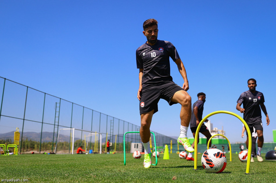 الرائد.. سانتوس يلتحق بمعسكر تركيا