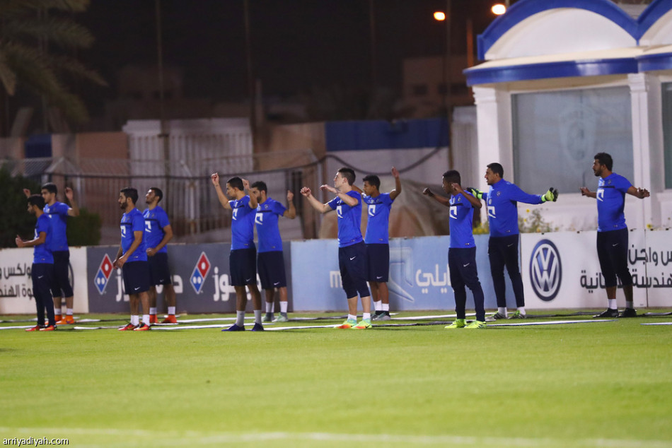الهلال يلاقي التعاون .. والشهراني يعود من معسكر الأخضر