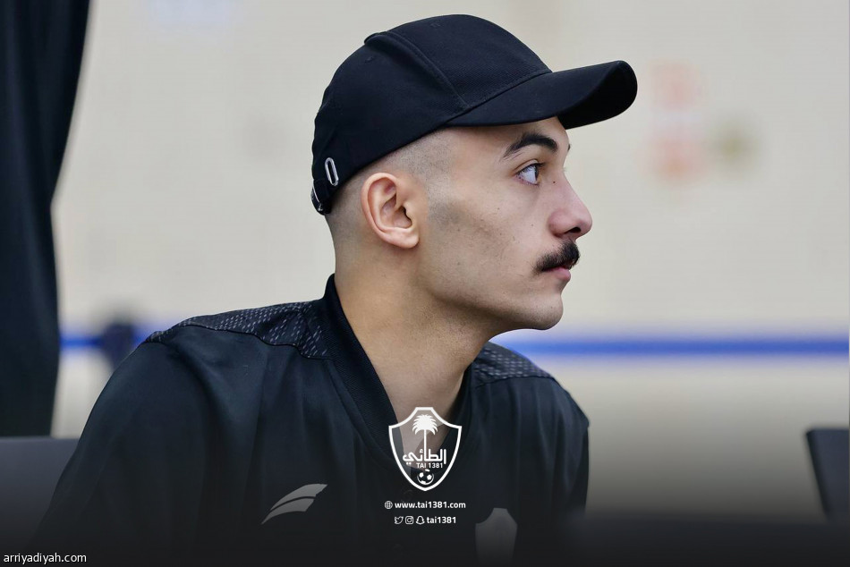 الطائي يطير إلى إفيون