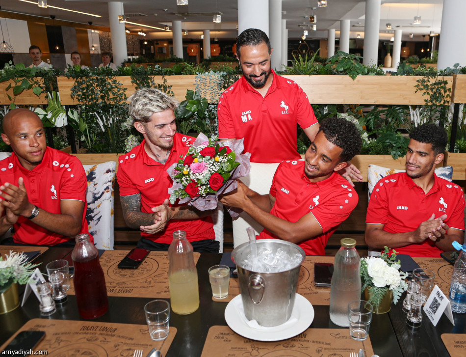 الاتفاق يحتفل
ببطلي الذهبية