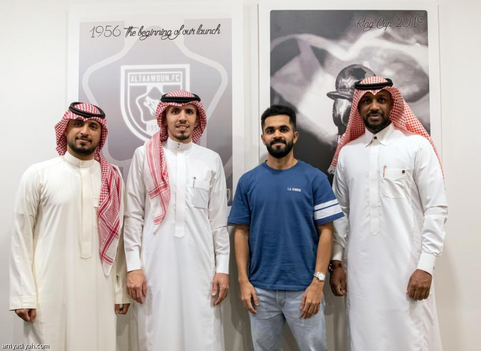 التعاون يضم المعيني لمدة موسمين