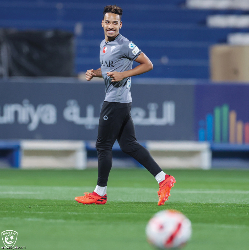 دياز والاتحاد..
أول هزيمة وأقصر مهمة