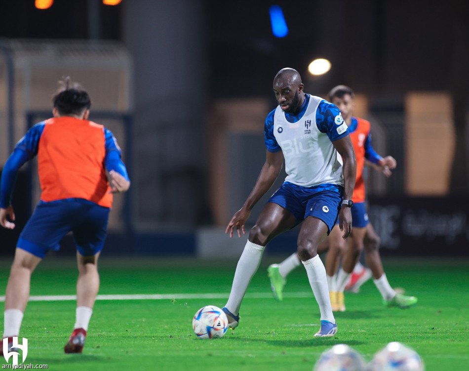 غدا.. الهلال يفحص الخماسي الدولي