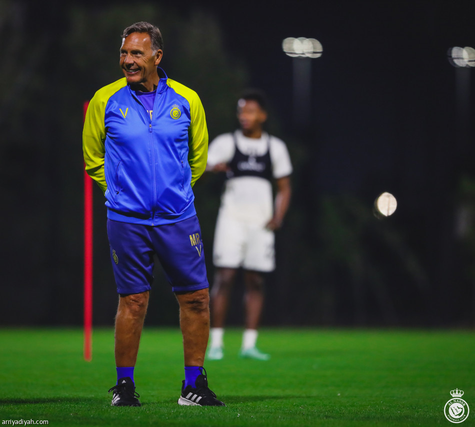 النصر يناور قبل بني ياس