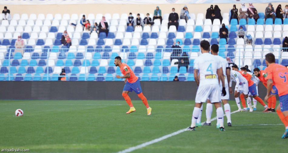 الفيحاء
يفعلها في التاسعة