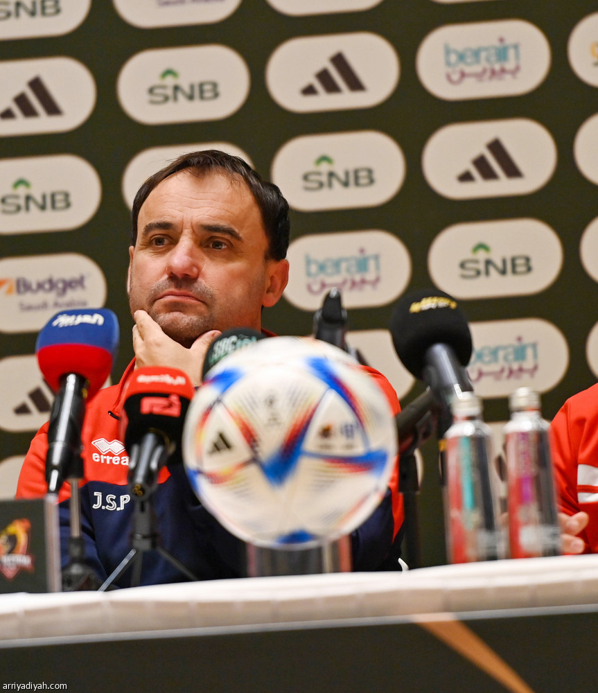 مشاركة 
فجر معلقة