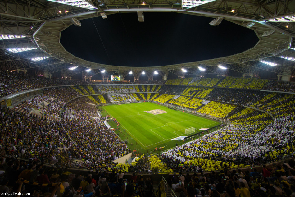 الاتحاد وجماهيره يستعرضون إنجازات الـ90 في الجوهرة