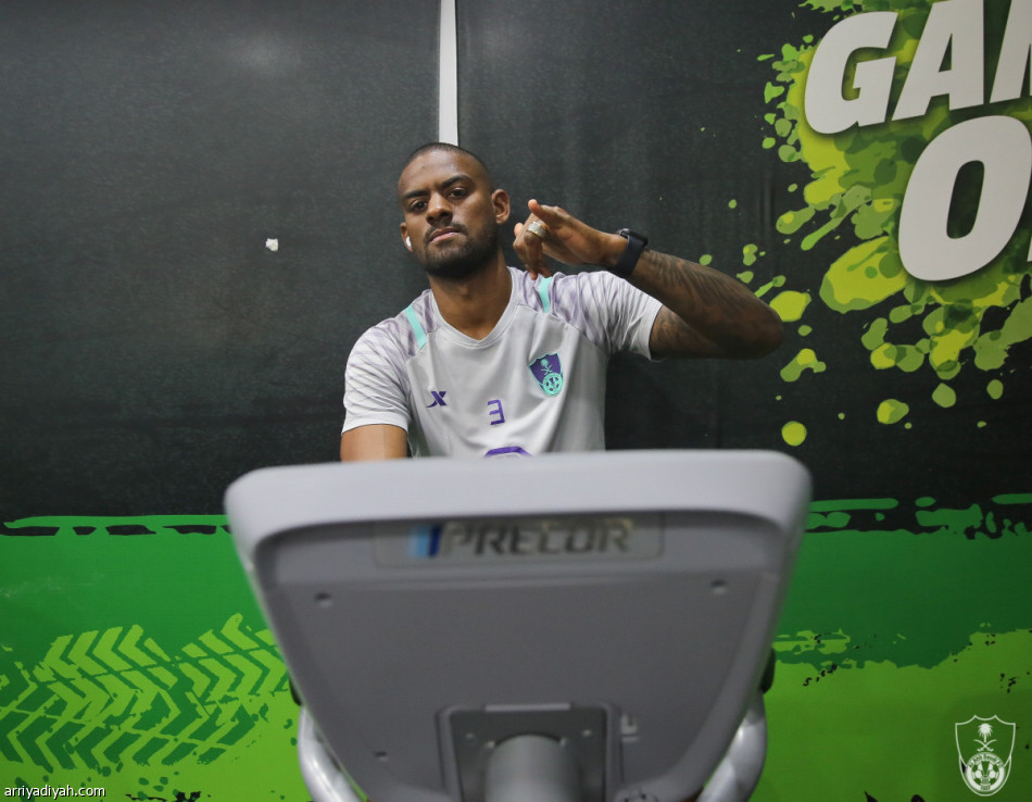 هاسي يُريح لاعبي الأهلي